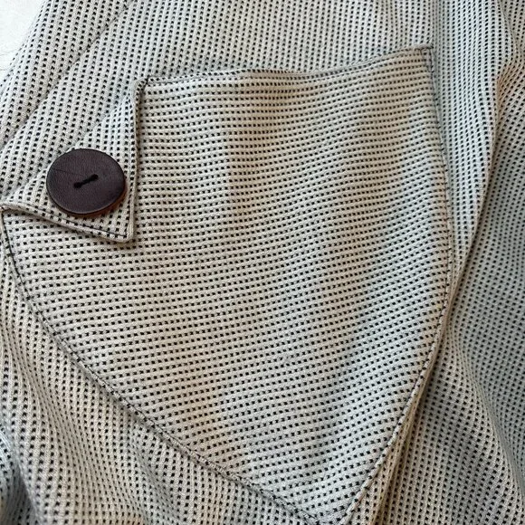 Funky BIG button Dress - Picture 7 of 12